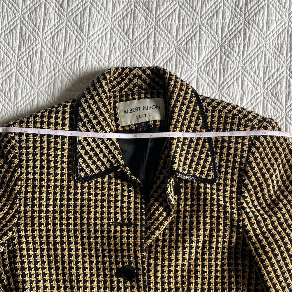 Albert Nipon Black & Gold Patterned Tweed Blazer